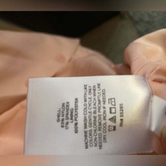 Express pink ultra soft two button blazer size XL NWT - Picture 5 of 5